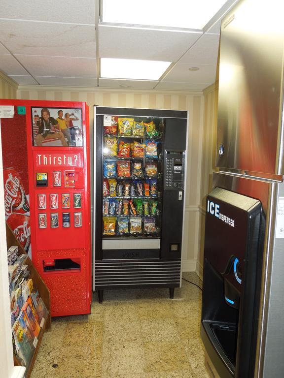 Rockville Centre Inn - Jfk Airport Екстер'єр фото