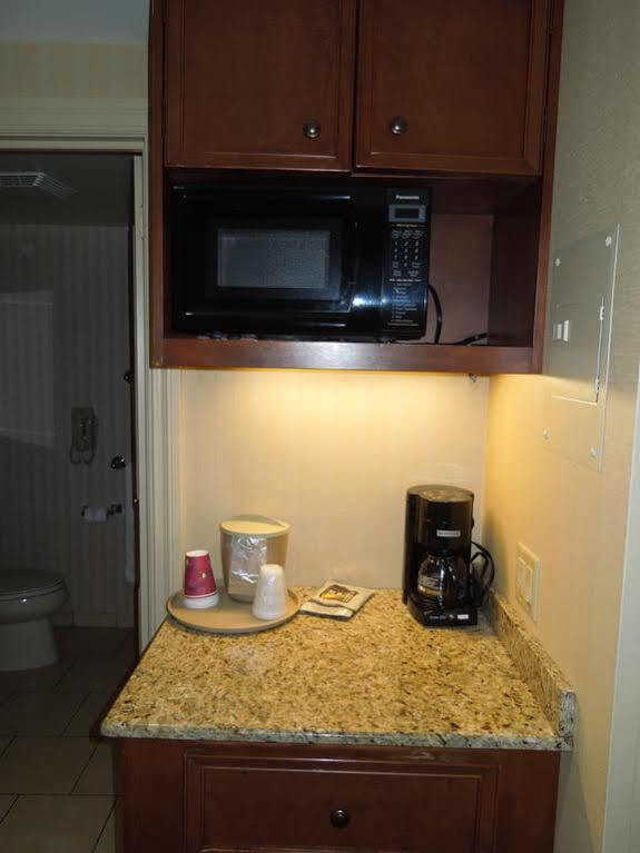 Rockville Centre Inn - Jfk Airport Екстер'єр фото
